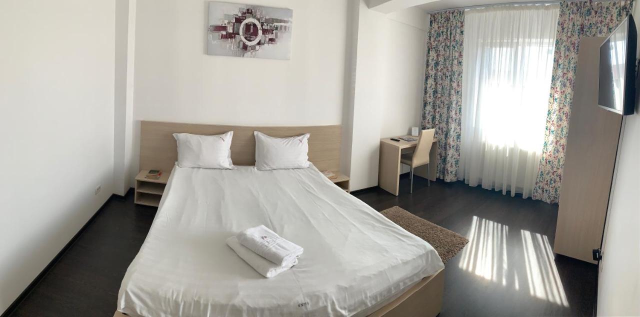 Hotel Nova Residence Popesti-Leordeni 외부 사진
